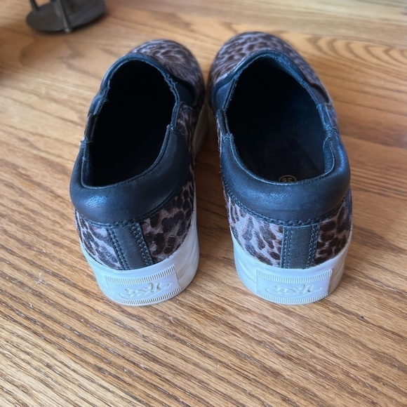 Ash Women’s Sneakers 35 Slip On’s Cheetah Leopard Animal  Print Platform - Picture 6 of 9